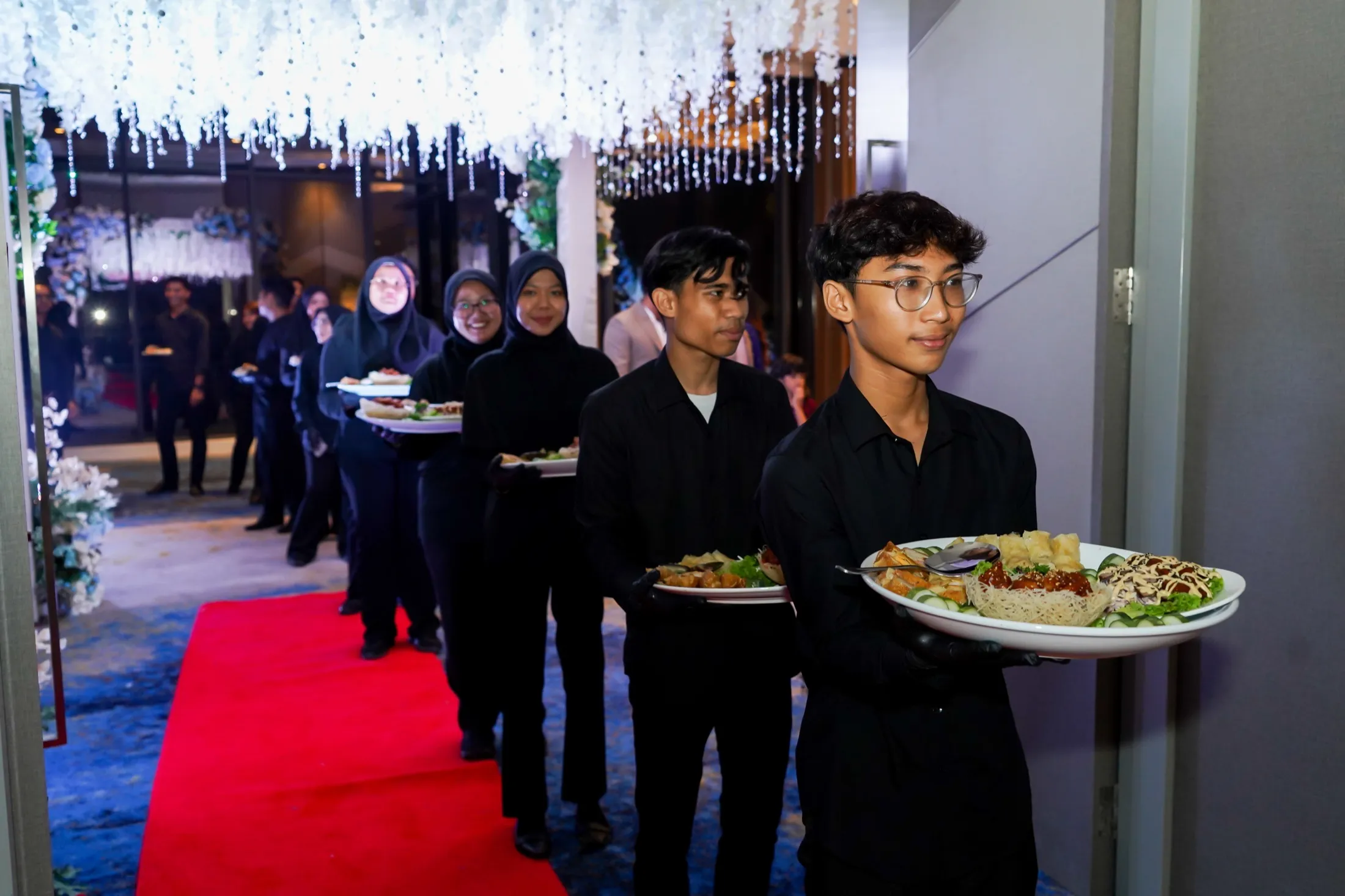 Elegant wedding catering reception setup